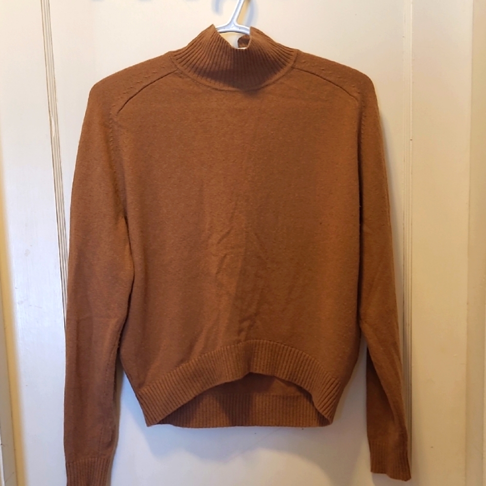 Babton wool sweater